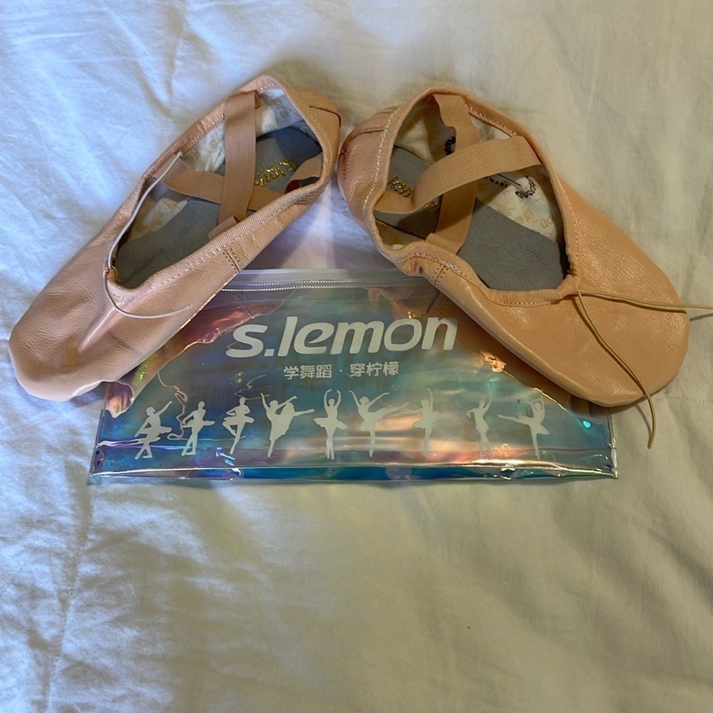 S.lemon Leather Ballet Shoes NWOT size 32/6US, Pink, with plastic pouch